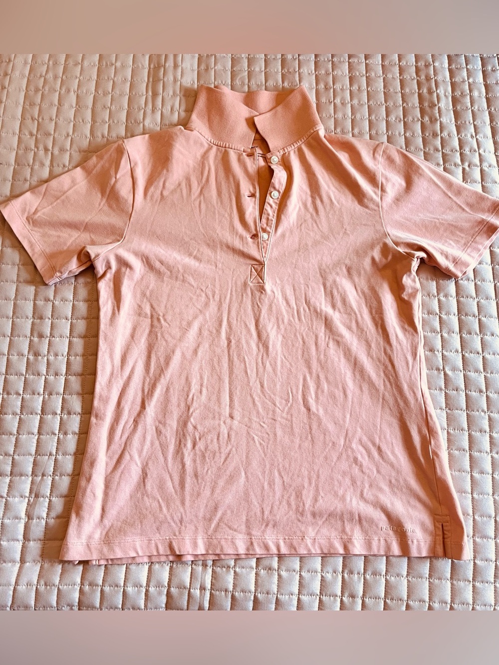 Patagonia W Salmon Pink Polo Shirt - sz S